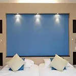 Hotel Marnie House 3*