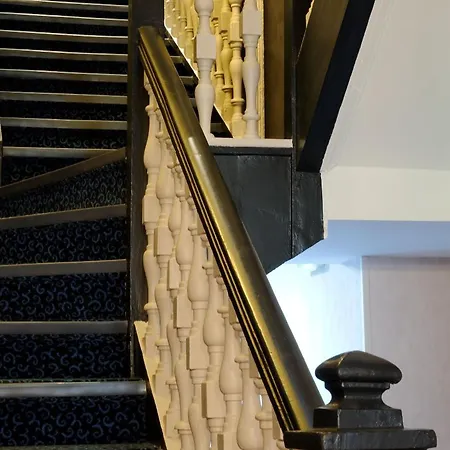 Castel Victoria Hotel