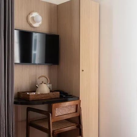 فندق Marnie House 3*