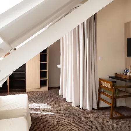 Marnie House Hotel 3*